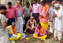 राजदेवी नगरपालिकाका नगरप्रमुख धिरेन्द्र कुमार सिंहले गरे चारकोठे विद्यालय भवन शिलान्यास