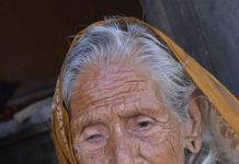 आश्रय निमार्ण सेवाका संचालक रामाश्रय साहलाई मातृशाेक