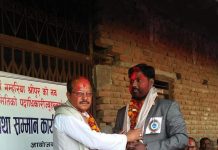 नव गठित विद्यालय व्यवस्थापन समिति अध्यक्ष राजकुमार दास तत्मालाई समुदायले बधाई तथाशुभकामना दिए